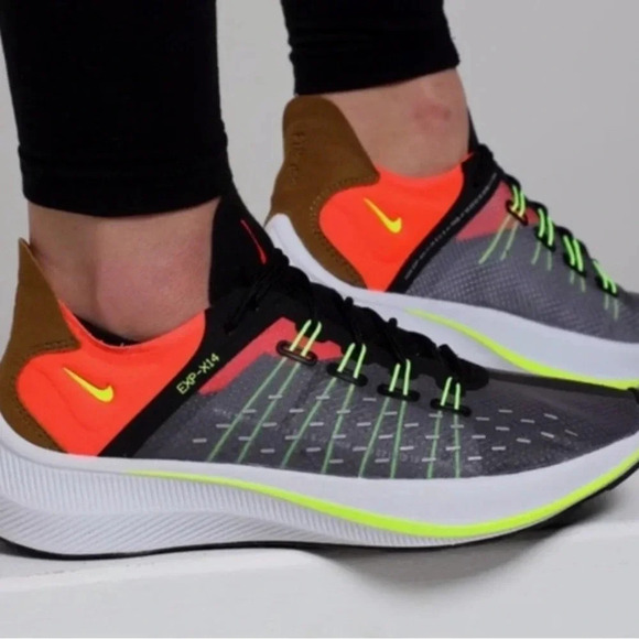 Nike EXP-X14 Black Volt Total Crimson Women Sneakers SZ 9 - Picture 1 of 9